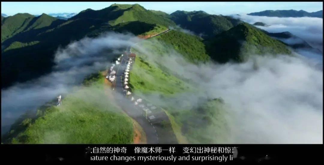 中国探月航天艺术展全国巡展首站登陆上海